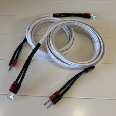 Audioquest Rocket 22 Loudspeaker Cable 3.0 Metre Pair - 2-2 Spade to Bananas - White PVC Audioquest Rocket 22 Loudspeaker Cable 3.0 Metre Pair - 2-2 Spade to Bananas - White PVC