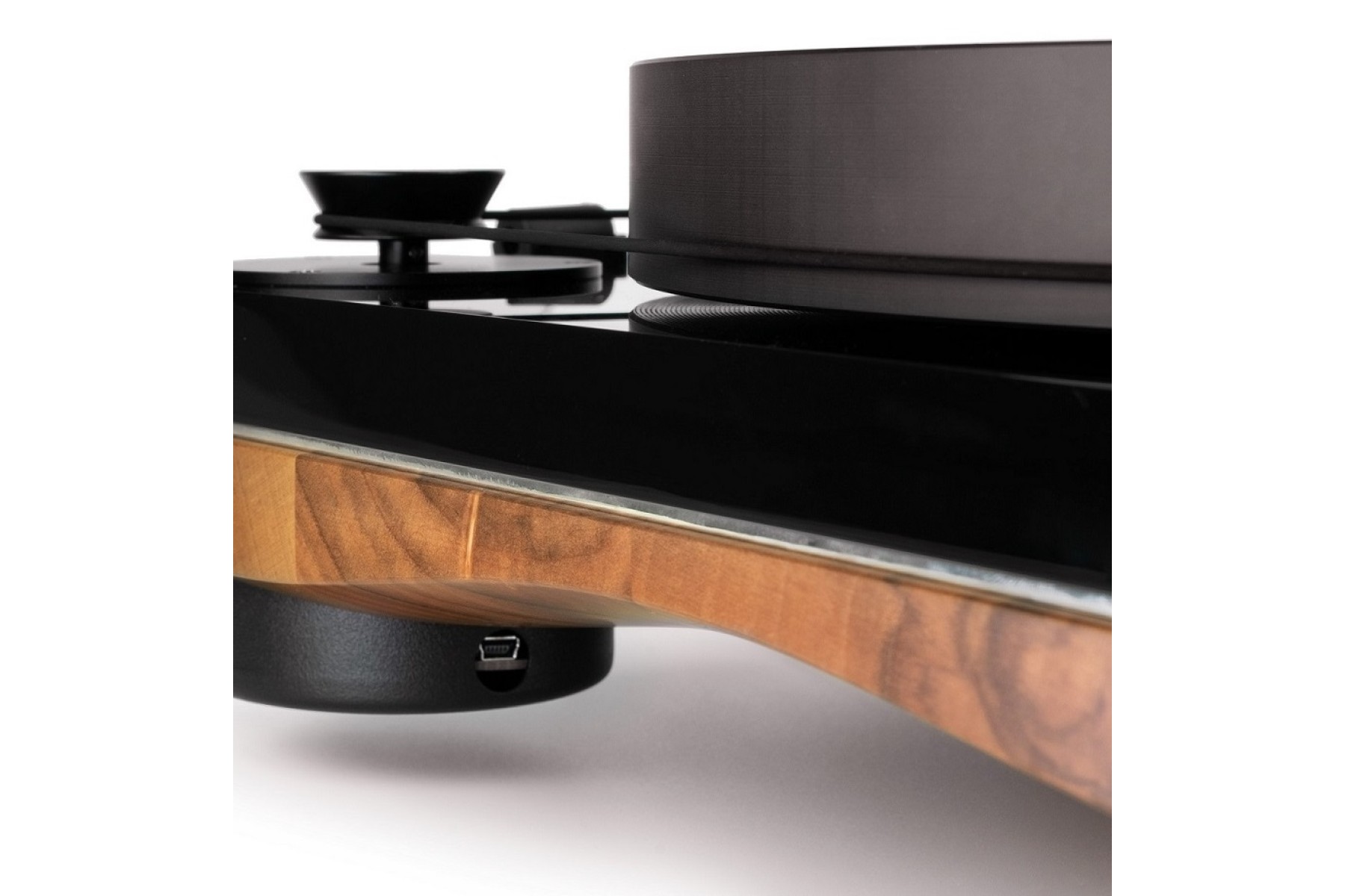 Gold Note Giglio Turntable