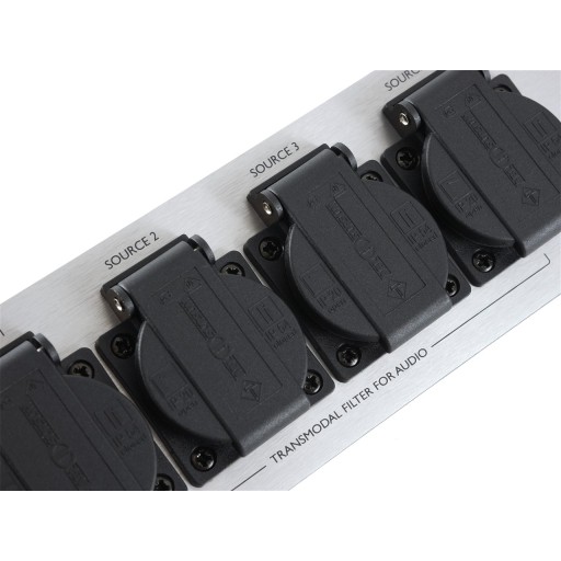 Isol-8 PowerLine Ultra 6 Way