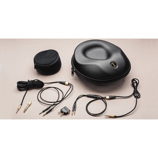 Meze Audio 99 Classics Closed Cup Headphones - Walnut/Gold
