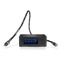 Synergistic Research PowerCell 8 SX Power Conditioner (Includes Foundation SX UK Power Cable)