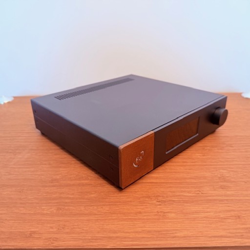 Ferrum Audio HYPSOS Linear Hybrid Power Supply + HYPSOS Custom 3 Pin Mini XLR Cable x 1.0 metres