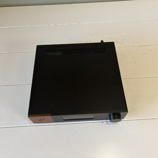 Ferrum Audio HYPSOS Linear Hybrid Power Supply and Ferrum Audio Power Splitter Ferrum Audio HYPSOS Linear Hybrid Power Supply and Ferrum Audio Power Splitter
