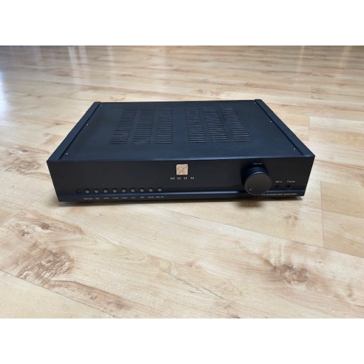 MOON i-1 Integrated Amplifier - Black Finish