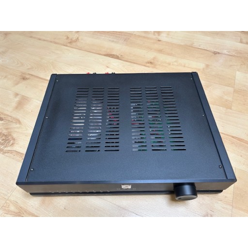 MOON i-1 Integrated Amplifier - Black Finish