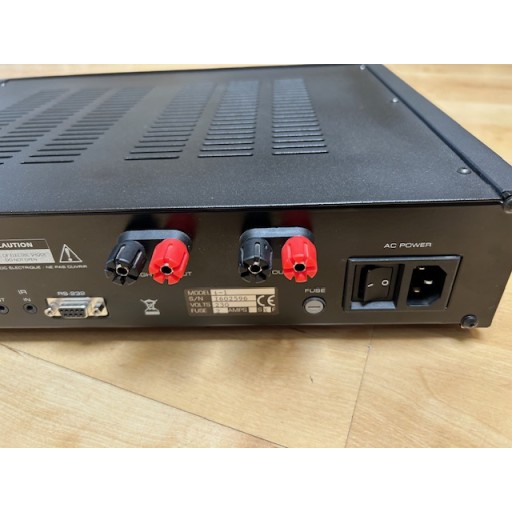 MOON i-1 Integrated Amplifier - Black Finish
