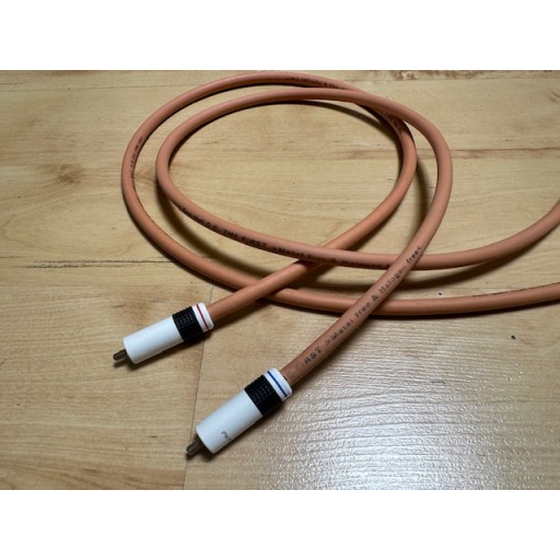 Van Den Hul The First RCA Interconnects - 0.8 Metre Pair