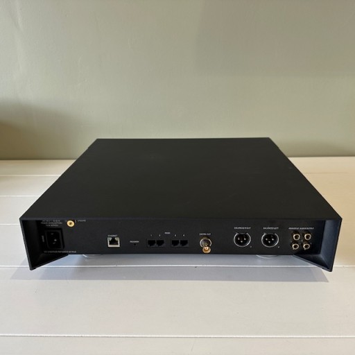 Linn AK DS/1 (2012) Akurate DS Digital Music Player in Black Linn AK DS/1 (2012) Akurate DS Digital Music Player in Black