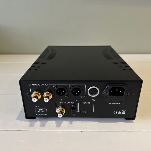 Gold Note CD-5 CD Player Gold Note CD-5 CD Player