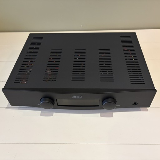 Hegel H95 Integrated Amplifier Hegel H95 Integrated Amplifier