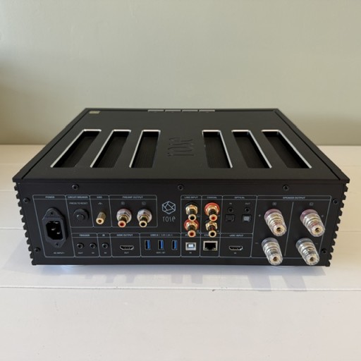 HiFi Rose RS520 All-In-One Streaming Amplifier - Black Finish