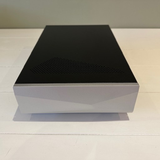 Innuos Phoenix USB Reclocker - Silver Finish