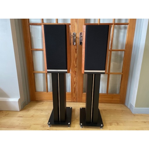 Kudos Titan 505 Loudspeakers in Tineo Finish - Pair + Stands