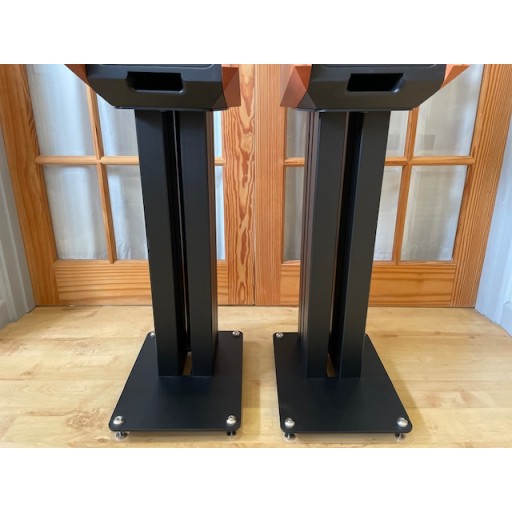 Kudos Titan 505 Loudspeakers in Tineo Finish - Pair + Stands